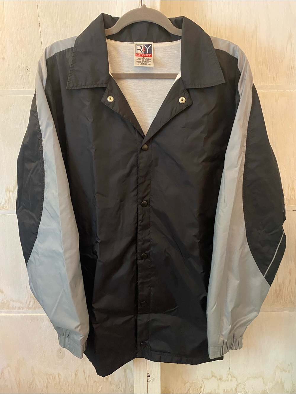 Vintage Men's Black & Gray Lightweight Coach Jacket Medium